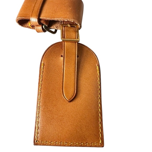 Authentic Louis Vuitton Vachetta Leather Large Luggage Tag with Poignet - Picture 7 of 9